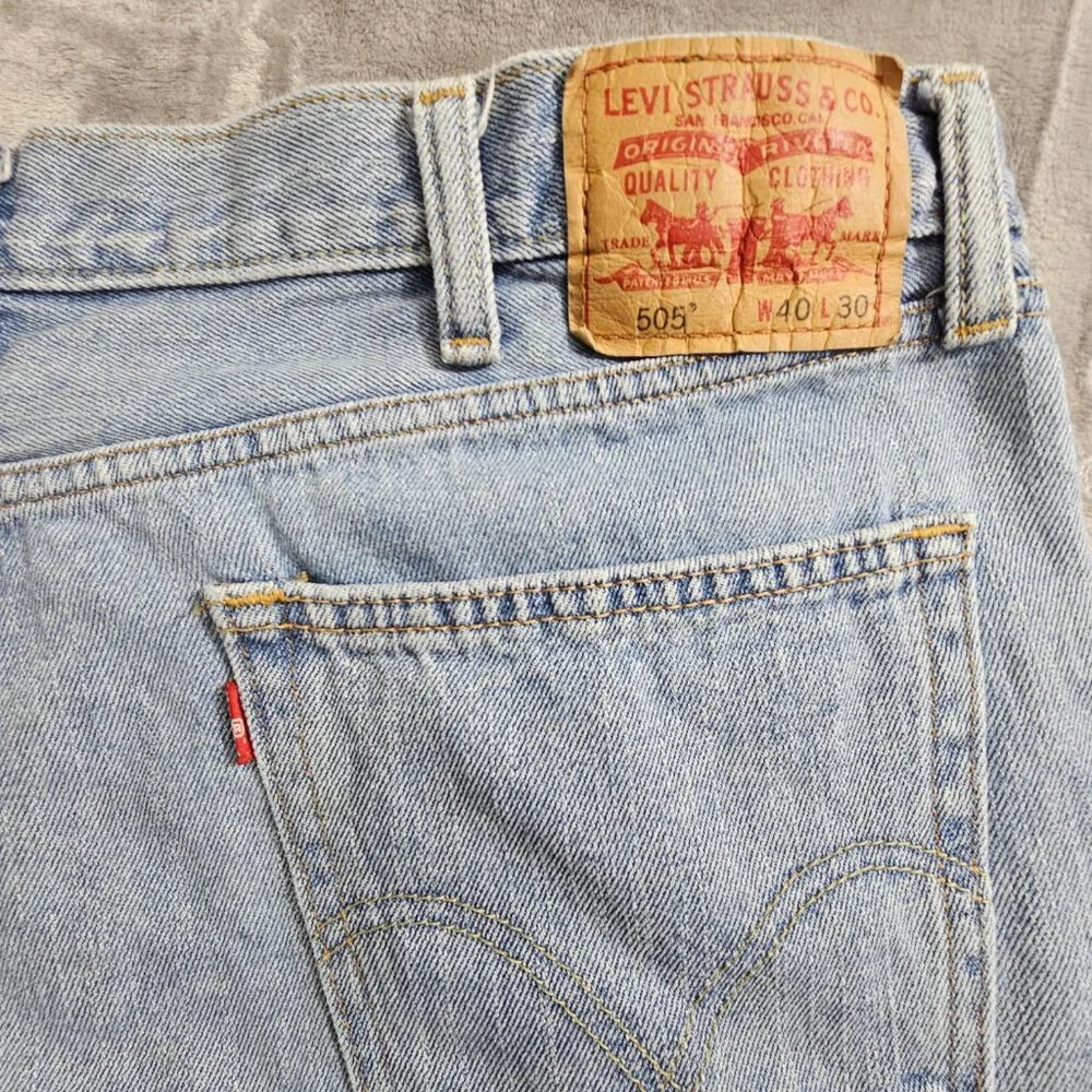 Levi's Men's‎ 505 Straight Fit Jeans/Denim Size 40x30 Lightwash